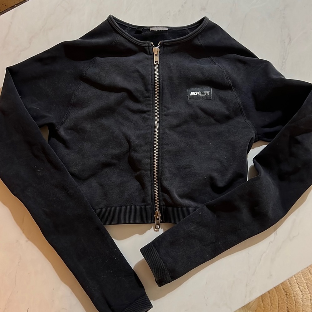 Bo+Tee Cropped ZipUp Workout Long Sleeve